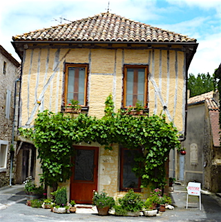 Office du tourisme d'Issigeac, partenaire touristique des vins de Bergerac du Domaine du Siorac.