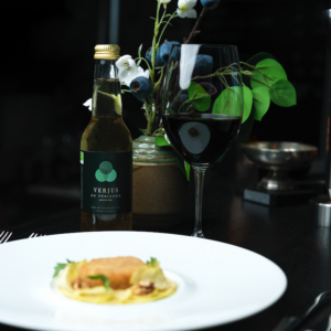 Fromage de chèvre frais mariné au verjus du siorac par le Chef étoilé Casaguana